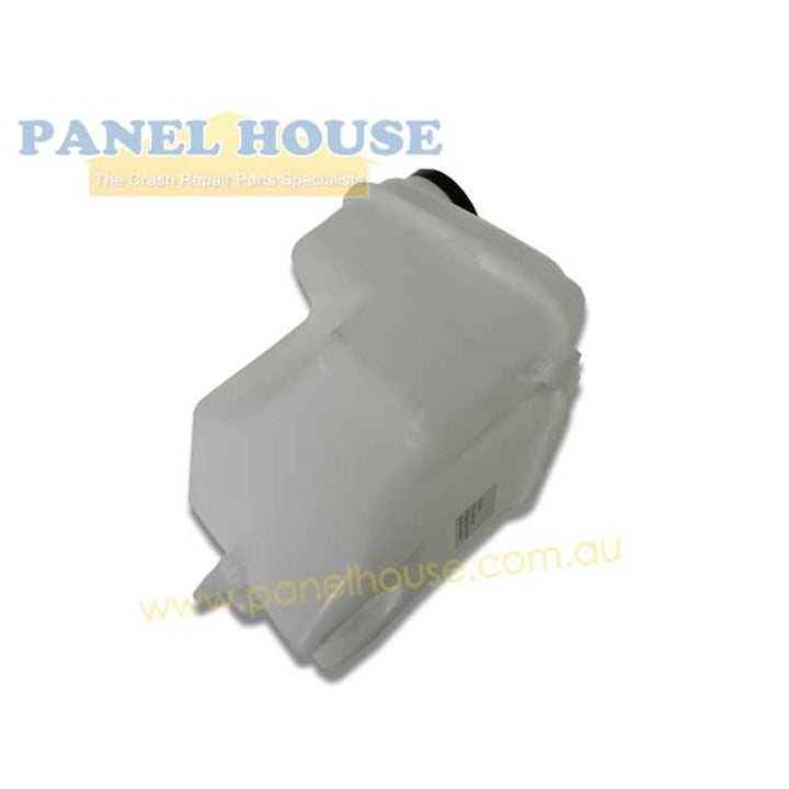 Washer Bottle Windscreen Fits Toyota Corolla AE112 Sedan 99 - 01
