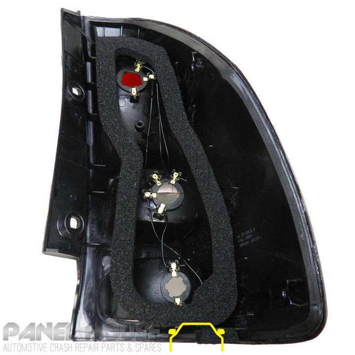 Tail Light LEFT Fits Toyota Landcruiser Prado 120 Series 2002 - 2009