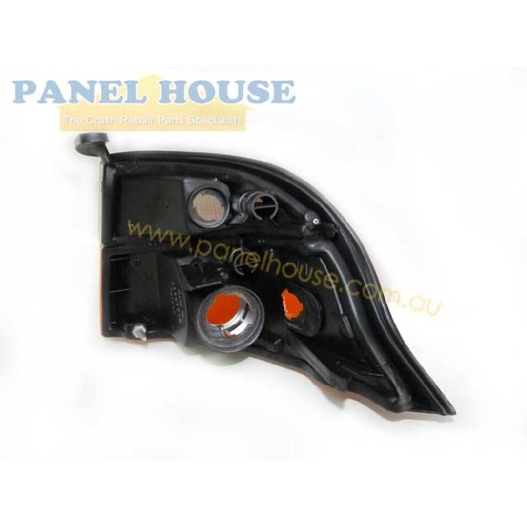 Corner Indicator Light PAIR Fits Toyota Hiace SBV Van 1995-2003 RH+LH