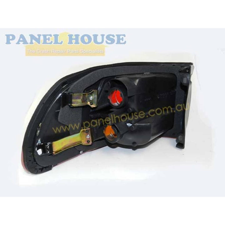 Tailight PAIR fits Toyota Tarago TCR Series Van 1990-2000