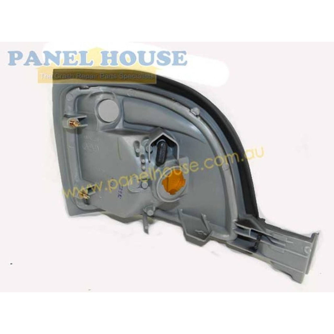 Indicator Light PAIR Front Corner Fits Toyota TownAce Van 92-96