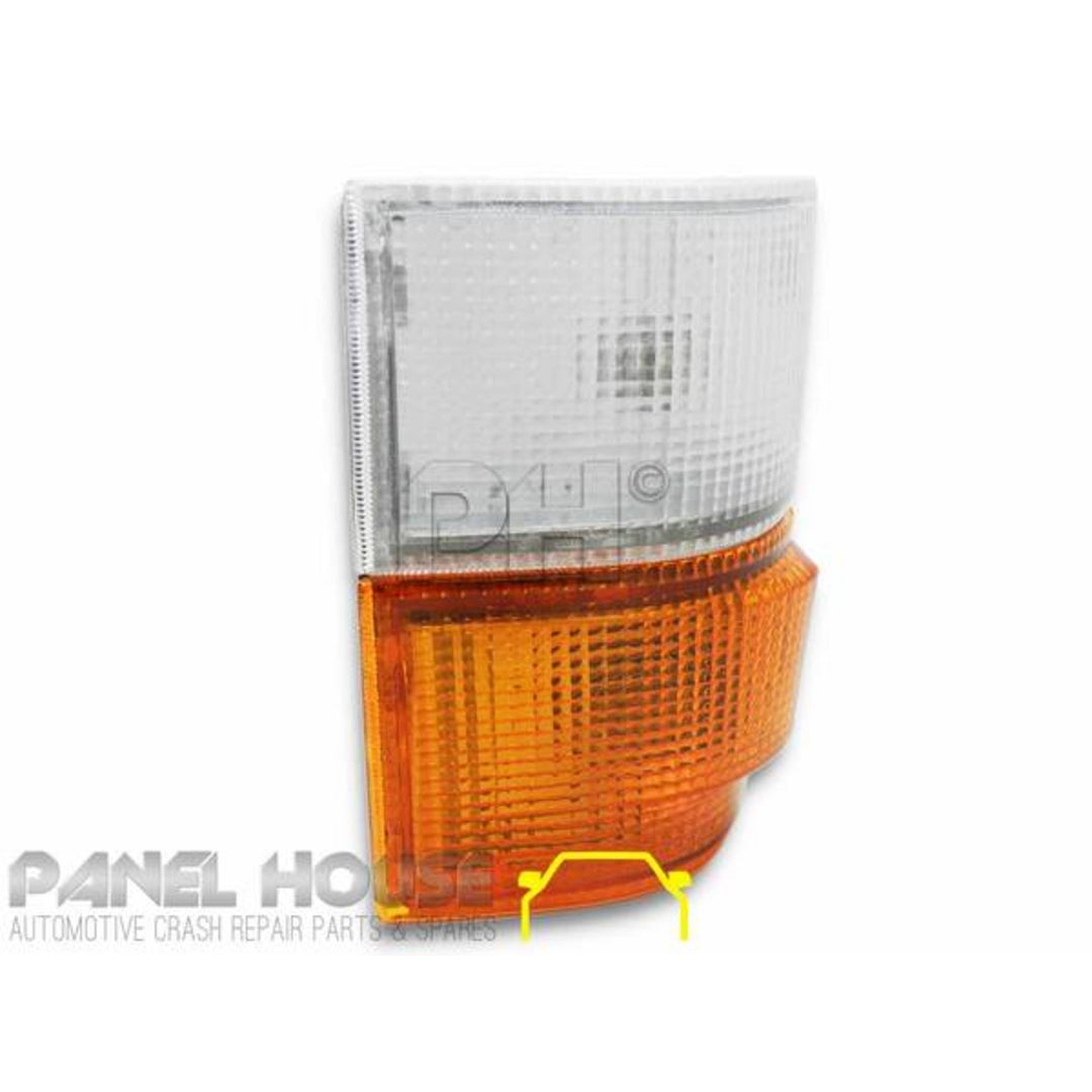 Corner Indicator Park Lights PAIR AMBER BOTTOM Lens Fits Toyota Hiace 1983 - 1985