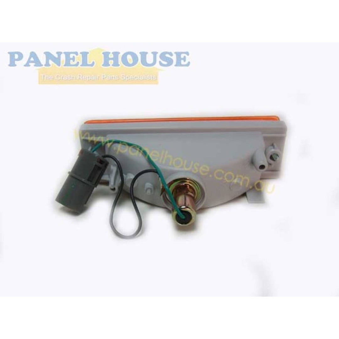 Front Bar Indicator Lights Blinkers PAIR fits Nissan Navara D21 1992-1997