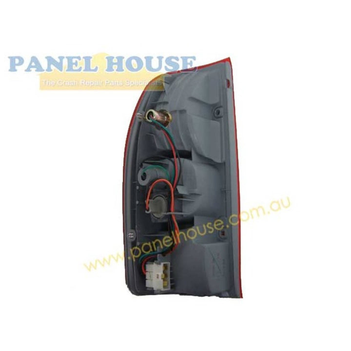 Tail Light RIGHT fits Mazda B Series Bravo B2500 B2600 2002 - 2006